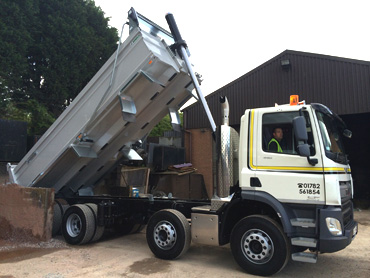 8 Wheel Tippers 20 Tonne delivery throughout Stoke-on-Trent Newcastle under Lyme